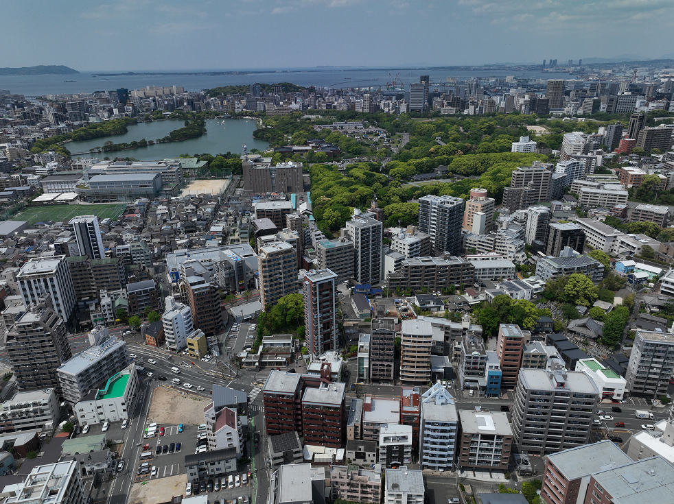 本件、北側の街並み